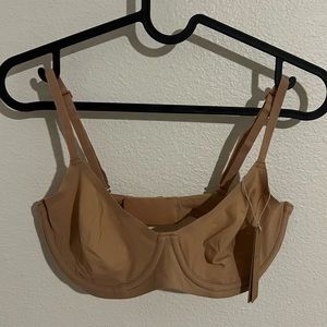 SKIMS fits everybody unlined Demi bra